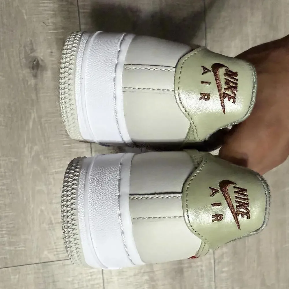 Sold - Picture 5 of 8